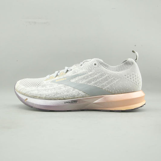 LEVITATE 3
