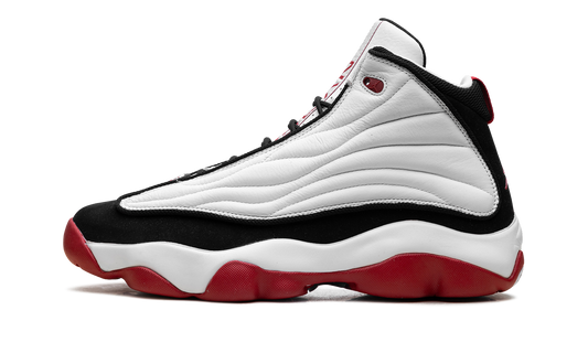 Pro Strong "White Black Gym Red" DC8418 116